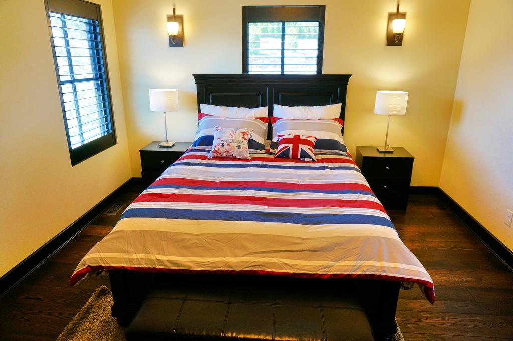 Mission Hill Lake View Villa เวสต์ เคโลว์นา ภายนอก รูปภาพ