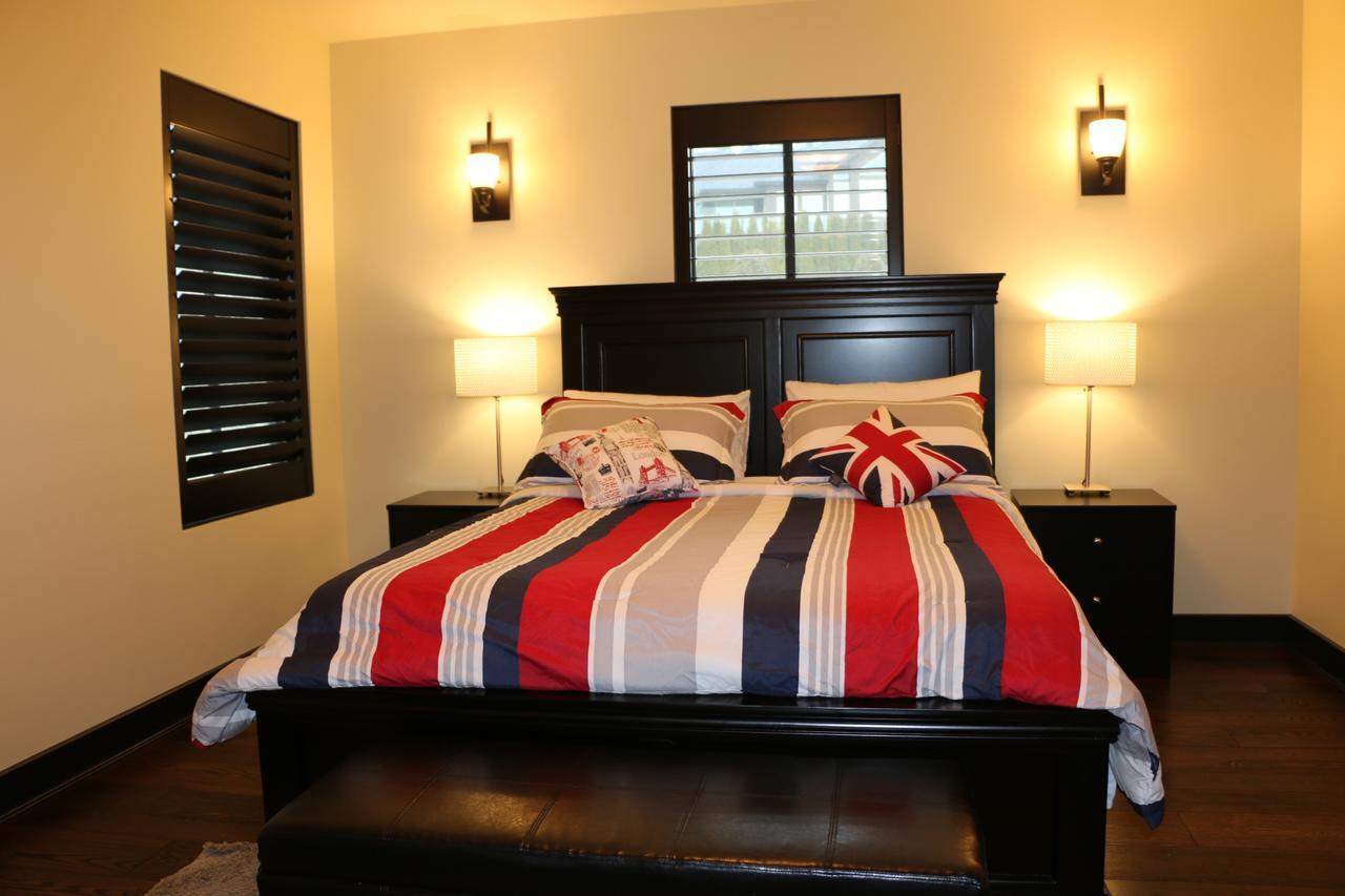 Mission Hill Lake View Villa เวสต์ เคโลว์นา ภายนอก รูปภาพ